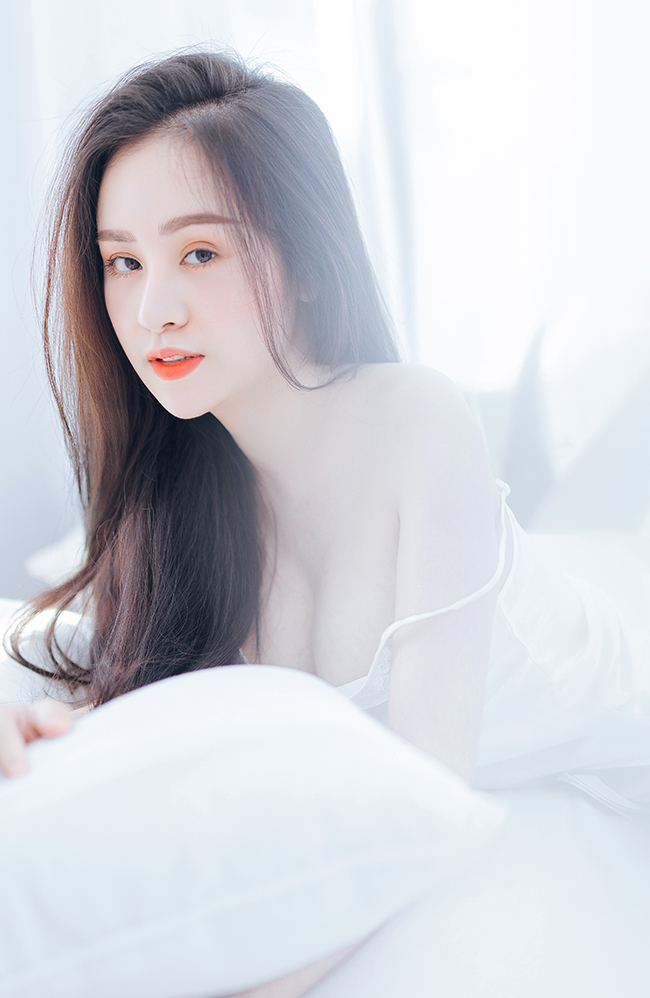 ba tung bat ngo tung anh goi cam sau chia tay doanh nhan u40 hinh anh 6