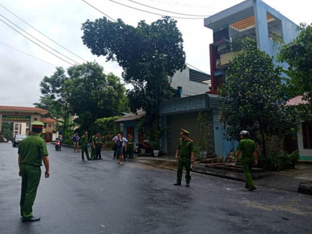 Cận cảnh khám nhà ông Vũ Trọng Lương trong vụ bê bối điểm thi Hà Giang