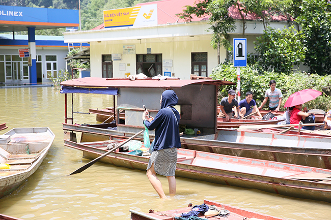 bi hai canh di qua quoc lo bang thuyen: gian nan duong len son la hinh anh 8