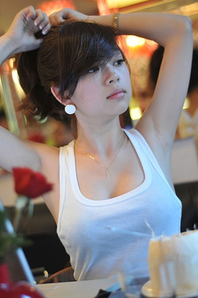 tinh duyen lan dan cua 4 hot girl xinh dep trong 