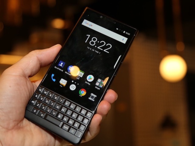 BlackBerry KEY2 về Việt Nam với giá ”đắt xắt ra miếng”