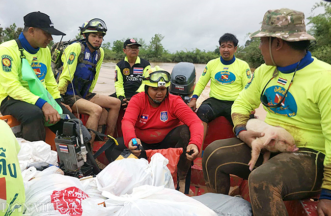 anh: nhom giai cuu doi bong nhi thai lan den lao cuu nan hinh anh 3