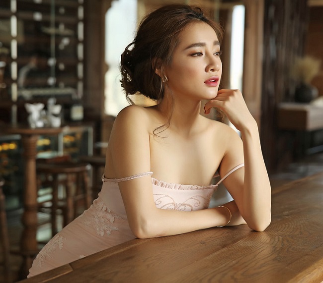 noi tieng ngoan, kin dao, nha phuong cung co luc mac sexy the nay hinh anh 17