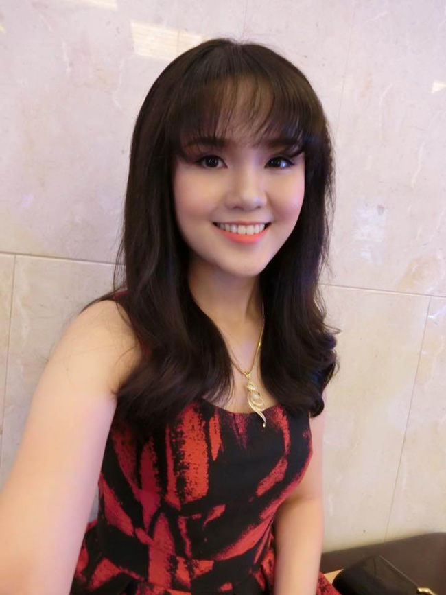 khong ngo dan nguoi yeu u23 viet nam qua xinh dep, khong kem gi hot girl hinh anh 13