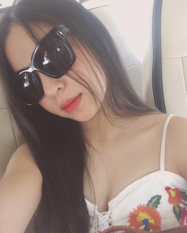 khong ngo dan nguoi yeu u23 viet nam qua xinh dep, khong kem gi hot girl hinh anh 3