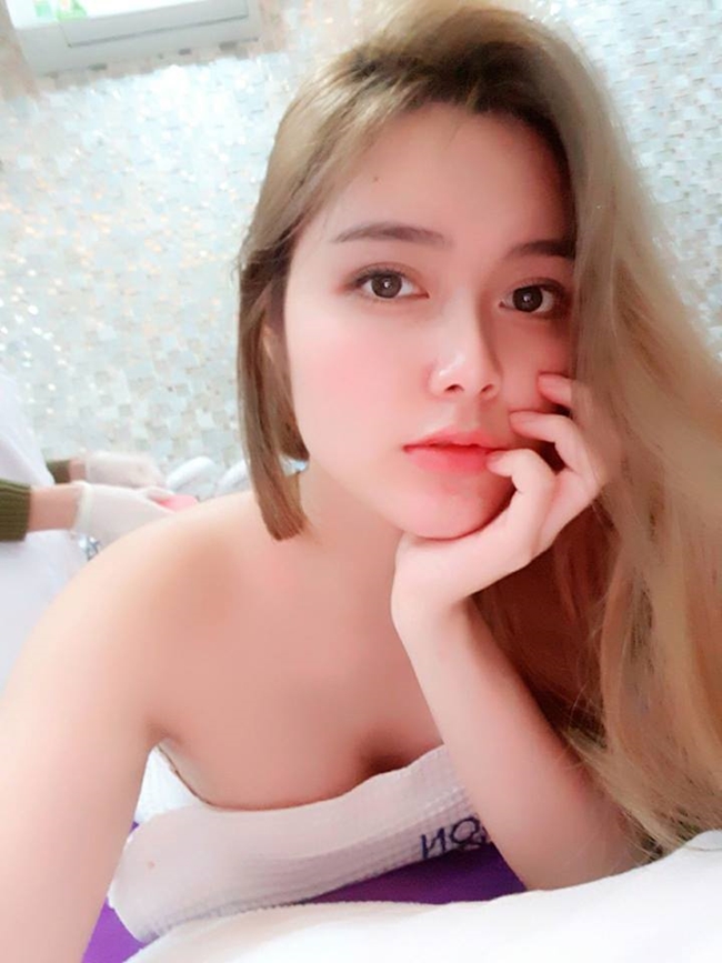 4 hot girl nong bong sau world cup: nguoi cat-xe tang vot, ke on ao doi tu hinh anh 19