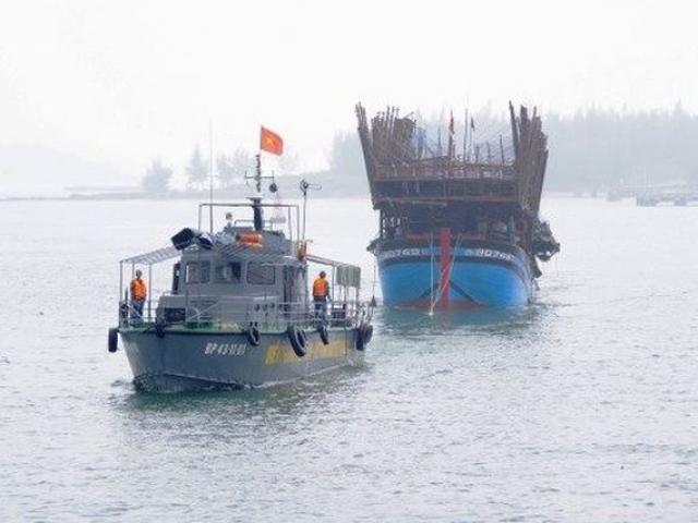 Một tàu cá Bình Thuận mất tích bí ẩn cùng 5 thuyền viên