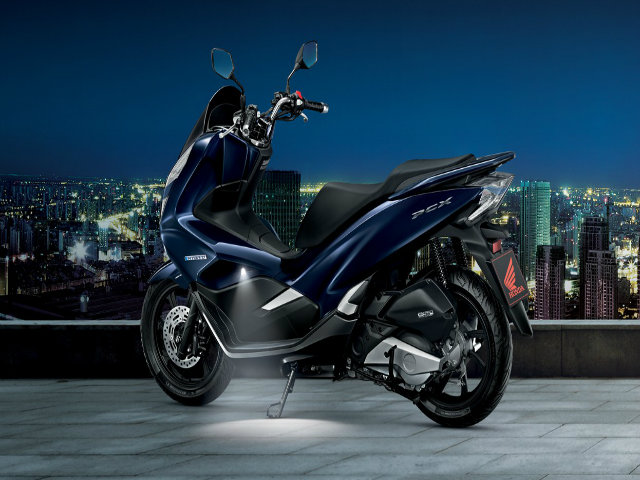 Honda PCX Hybrid mới về Việt Nam, giá ngang SH150i