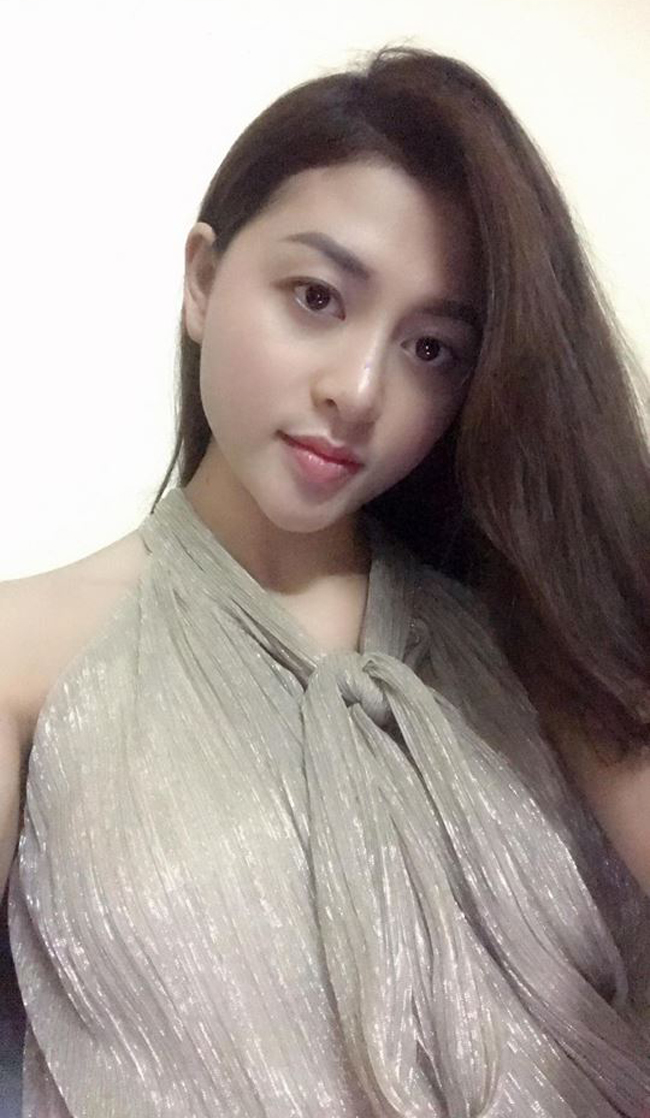 co em nuoi xinh dep cua vo chong cong vinh - thuy tien gio ra sao? hinh anh 18