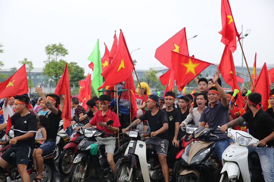 [truc tiep] le don olympic viet nam: di chuyen 