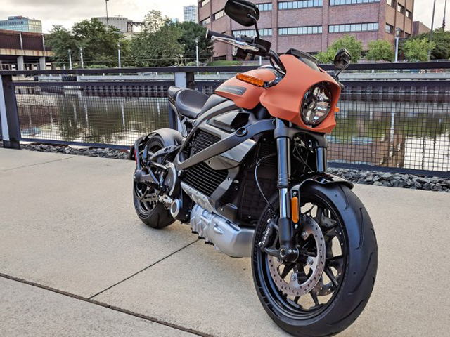 Mục sở thị mô tô điện Harley-Davidson LimeWire ”bằng da bằng thịt”