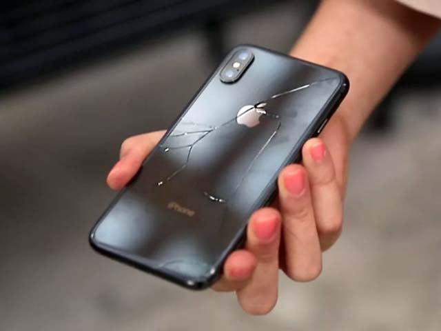 ”Quặn lòng” với chi phí thay màn hình iPhone XS Max