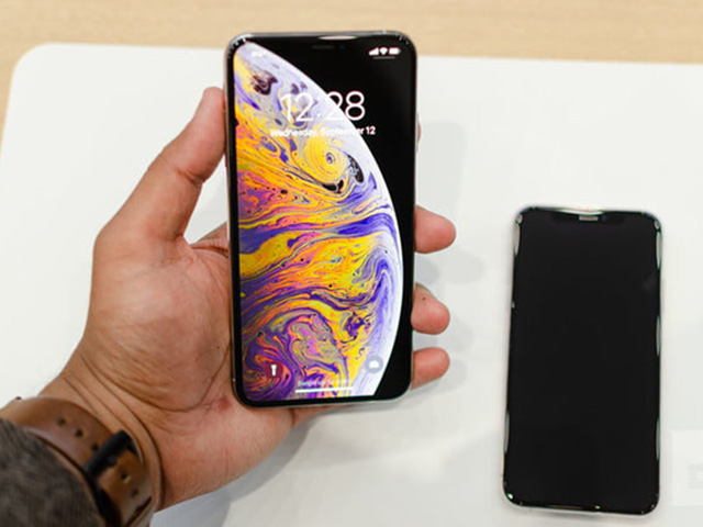 Apple bắt đầu giao iPhone Xs và Xs Max đặt trước, đang “cháy hàng”