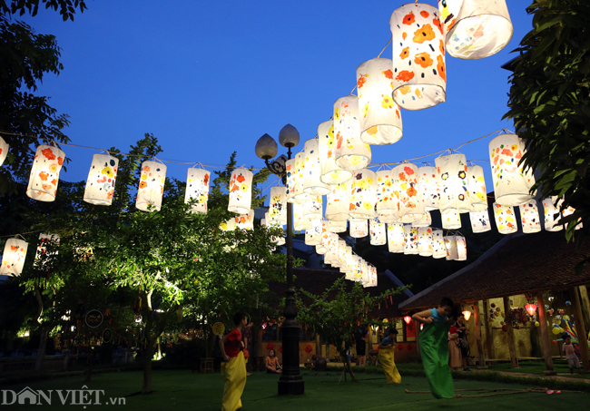 anh: 400 den long lung linh don trung thu o ha noi hinh anh 10