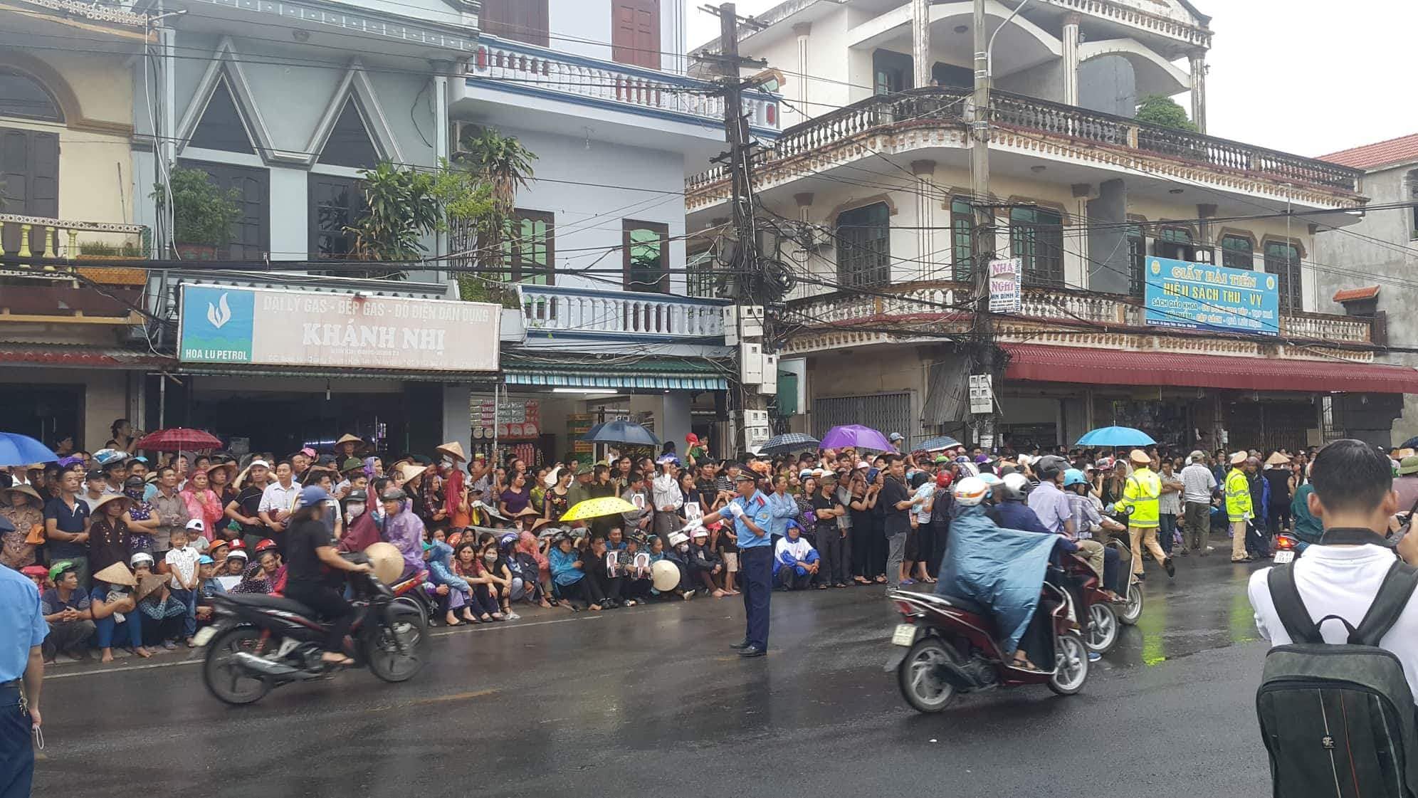 chu tich nuoc tran dai quang da an nghi tai que nha ninh binh hinh anh 12