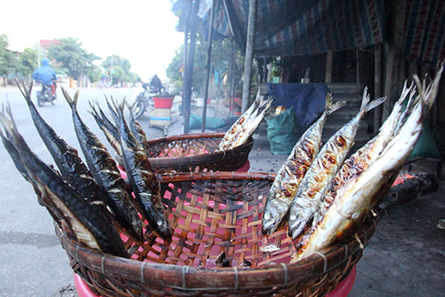 ghe tham lang nghe cu do lua la co tien hinh anh 1