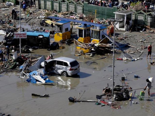 Động đất, sóng thần ở Indonesia: Số người chết lên đến 832