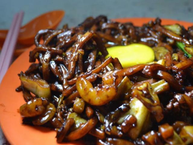 Du khách đến Malaysia ai cũng mê mẩn những món ăn đường phố rẻ mà chất lừ