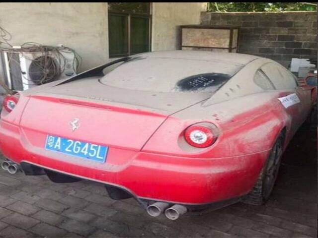 Giật mình siêu xe Ferrari có giá vài tỷ được rao bán chỉ 6 triệu đồng