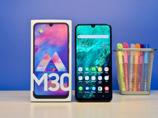 Galaxy M30s giá “mềm” lộ ảnh có camera sau kép