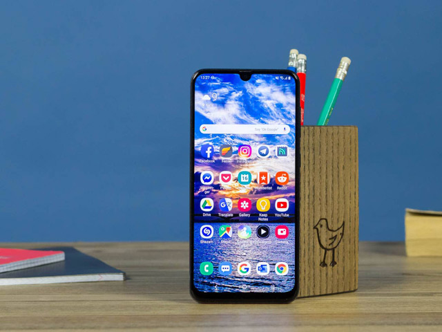 Top smartphone tràn viền, tầm giá 8 triệu