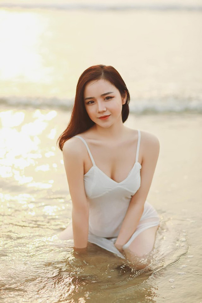 hot girl world cup: nguoi bi che sexy qua da, nguoi lao dao vi lo clip nong hinh anh 2