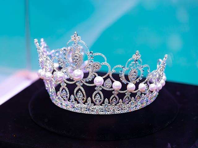 Hé lộ vương miện 3 tỷ cho tân hoa hậu Miss World Việt Nam 2019