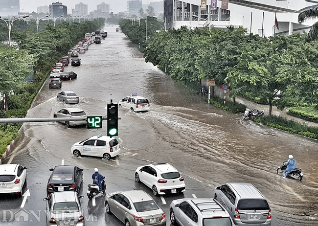 nhieu tuyen duong o ha noi menh mong bien nuoc do bao so 3 hinh anh 4