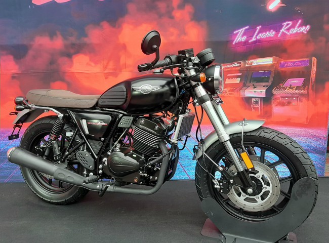 Giá xe GPX MAD 300  Mẫu xe moto 300cc rẻ nhất phân khúc