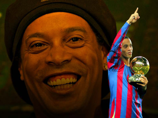 Xem ”ảo thuật gia” Ronaldinho biểu diễn ma thuật trên sân Futsal