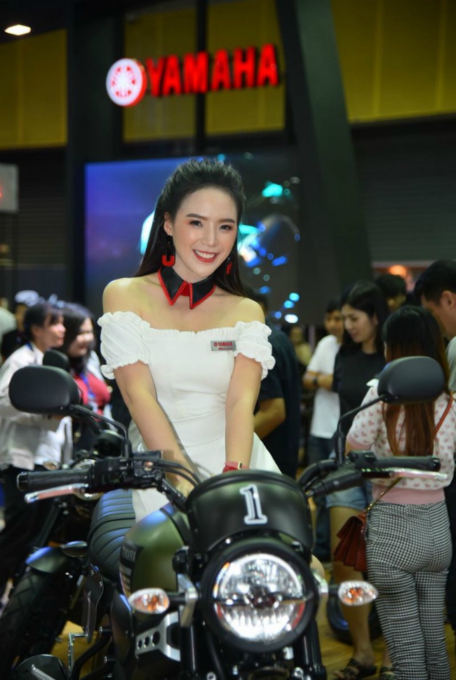 ngam dan chan dai “sieu nong” ben xe moi tai trien lam 2019 big motor sale hinh anh 16