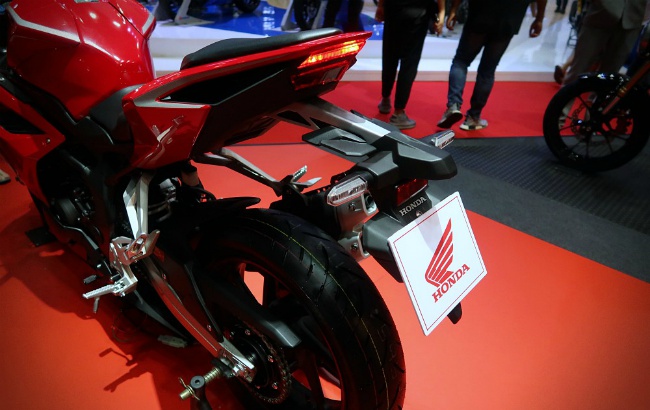 ngam 2019 honda cbr250rr cuc chat, phai manh muon xuong tien tau ngay hinh anh 14