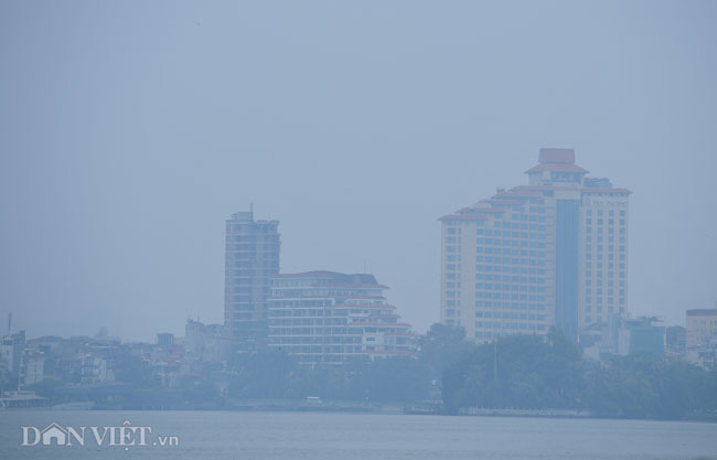 anh ha noi o nhiem khong khi: troi mu mit, bui min giang nhu suong hinh anh 2