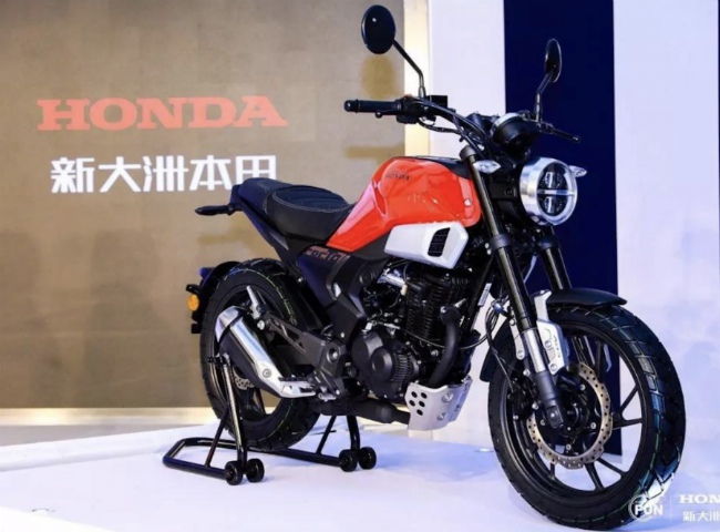 honda cbf190tr ra mat dem toi lua chon moi cho dan tap choi hinh anh 1