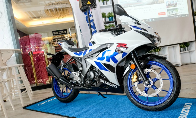 can canh 2020 suzuki gsx-r/s 150 dep ngo ngang, phai manh me tit hinh anh 9