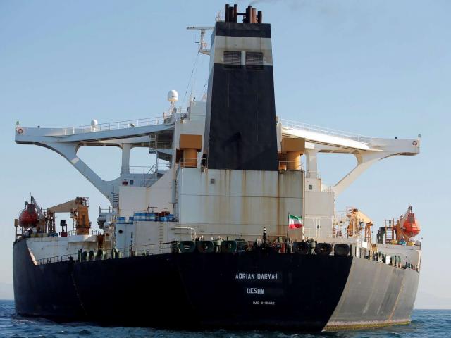 Bất chấp Mỹ cấm, siêu tàu chở dầu Iran vẫn cập bến, bán sạch 2 triệu thùng dầu
