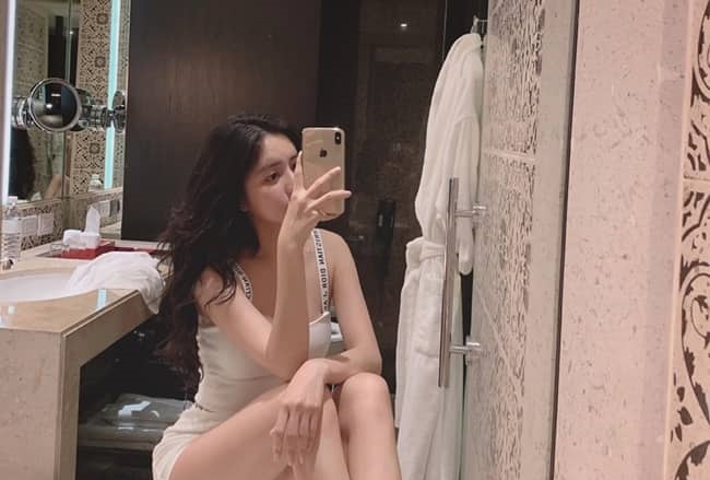 nhan sac hot girl hai phong tung co chuyen tinh on ao voi nam chinh 