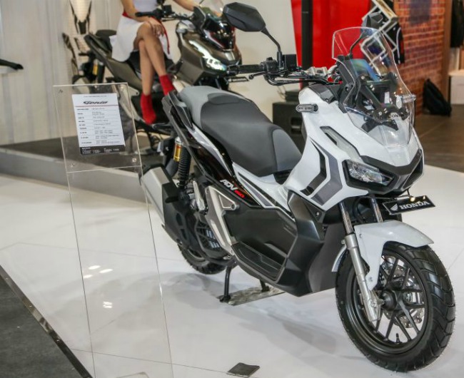 xe ga 2019 honda adv 150 mo rong thi truong, gia tu 55,14 trieu dong hinh anh 2