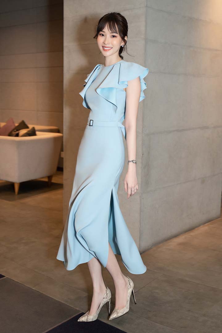 1 trong 3 mẫu váy cưới của Thu Thảo liệu có phải được lấy cảm hứng từ mẫu váy  của công nương Grace Kelly