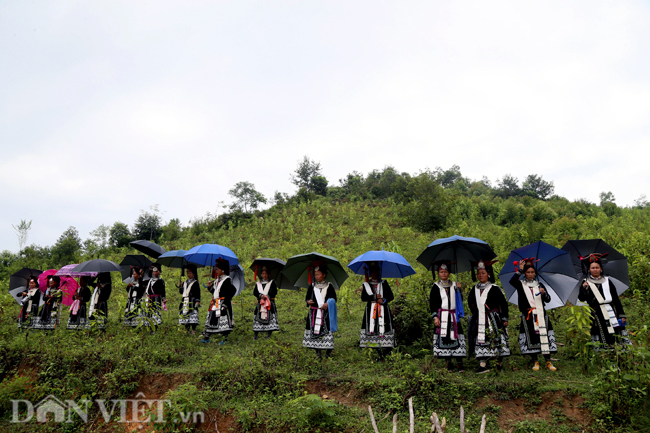 anh: le cap sac 12 den keo dai 5 ngay cua nguoi dao tien hinh anh 6