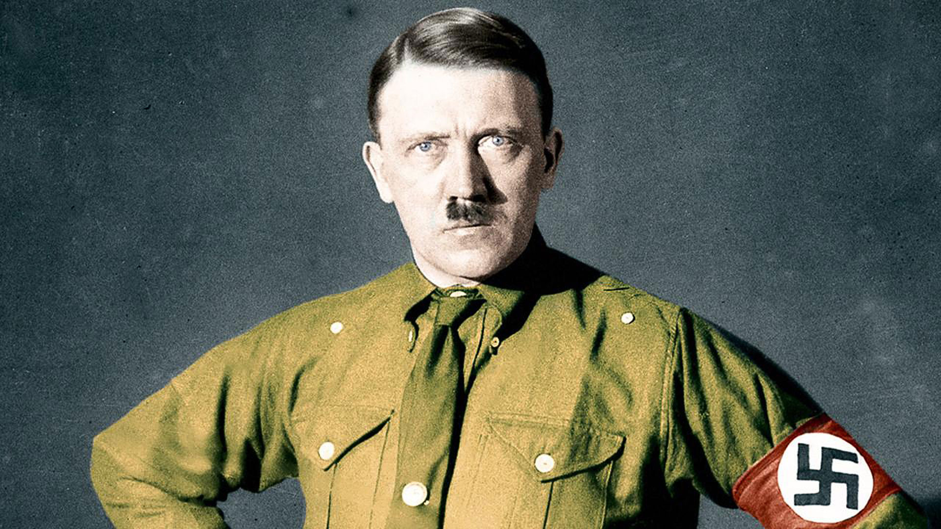 Hitler: Tuy không phải là một nhân vật tốt đẹp, nhưng Adolf Hitler luôn là một chủ đề gây tranh cãi và tò mò với nhiều người. Hình ảnh này sẽ giúp bạn hiểu rõ hơn về người đàn ông gần như thống trị cả châu Âu vào thời điểm Thế chiến II. Bên cạnh đó, hình ảnh cũng mang đến nhiều bài học lịch sử quan trọng về sự diệt chủng và chiến tranh.