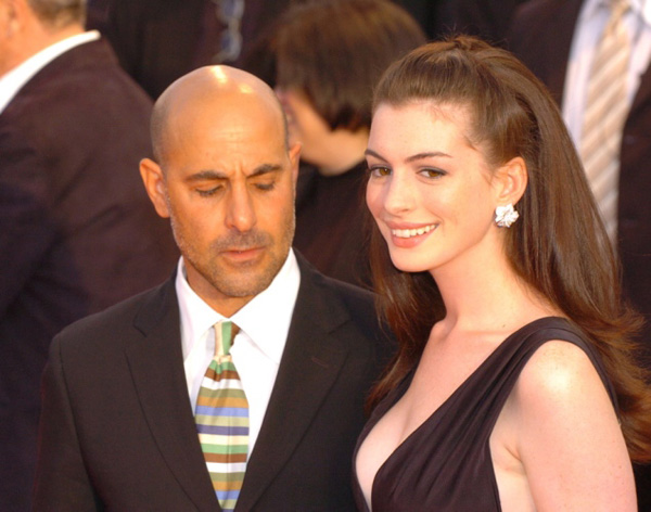 Stanley Tucci và Anne Hathaway