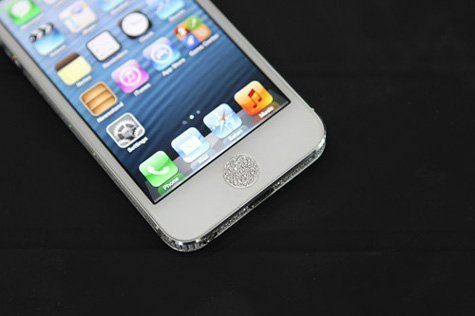 Giới nhà giàu Hà Nội mê iPhone 5 dát kim cương 1