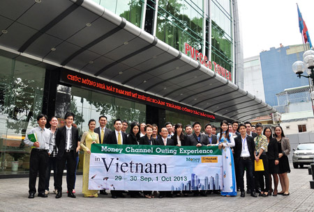 Các nhà đầu tư tiềm năng đến từ  Thái Lan thăm và làm việc tại PVFCCo.