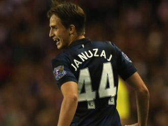 M.U sẽ tăng lương để giữ Adnan Januzaj