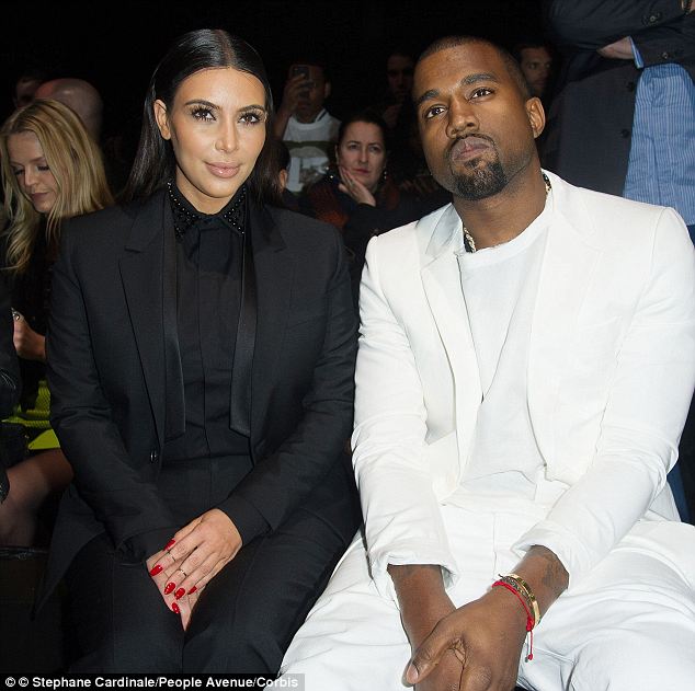 Hiện tại, Kim sống cùng rapper Kanye West và có với nhau một đứa con gái