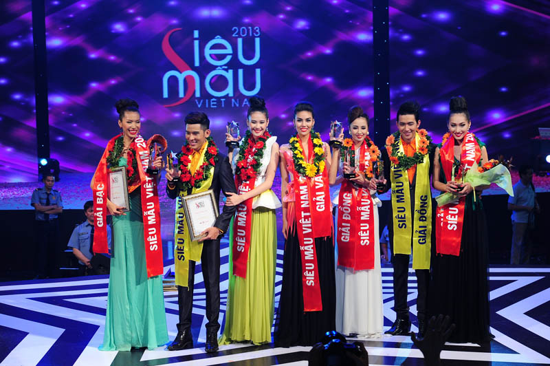 7 thí sinh đoạt giải tại Siêu mẫu Việt Nam 2013