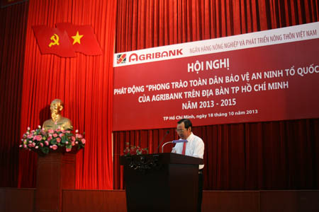 Đại tá Đinh Thanh Nhàn - Phó Giám đốc Công an TP.HCM phát biểu tại Hội nghị