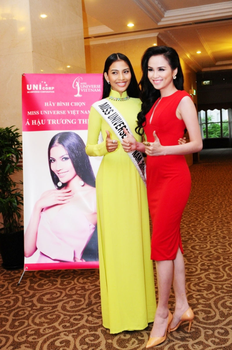 Á hậu Trương Thị May cùng Hoa hậu Diễm Hương đại diện Việt Nam tại Miss Universe 2012