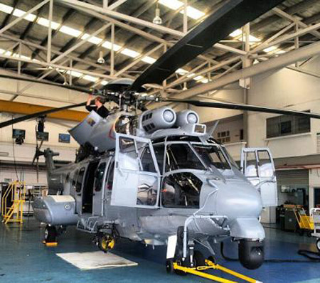 Thân trực thăng EC 725 Cougar đầu tiên do Indonesia sản xuất